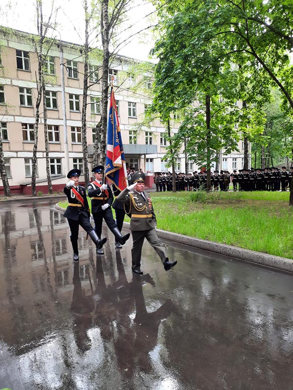 Выпускники простились с кадетским корпусом  и для них прозвучал «Последний звонок»