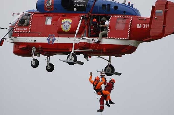 Покорили землю, воду и воздух: за три года спасатели Московского авиацентра помогли 400 пострадавшим